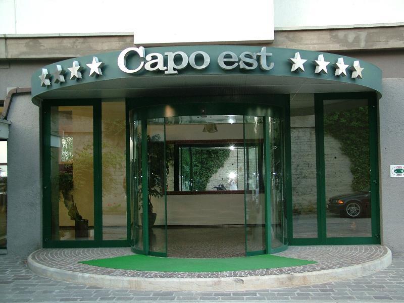 Hotel Capo Est Gabicce Mare Buitenkant foto